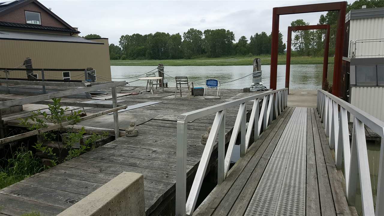r2063995