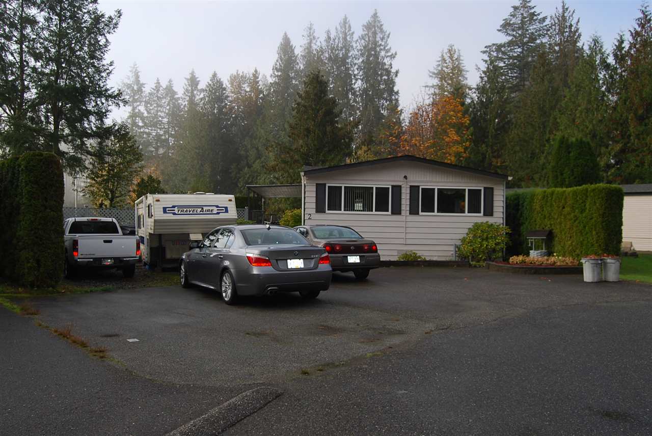 r2318890