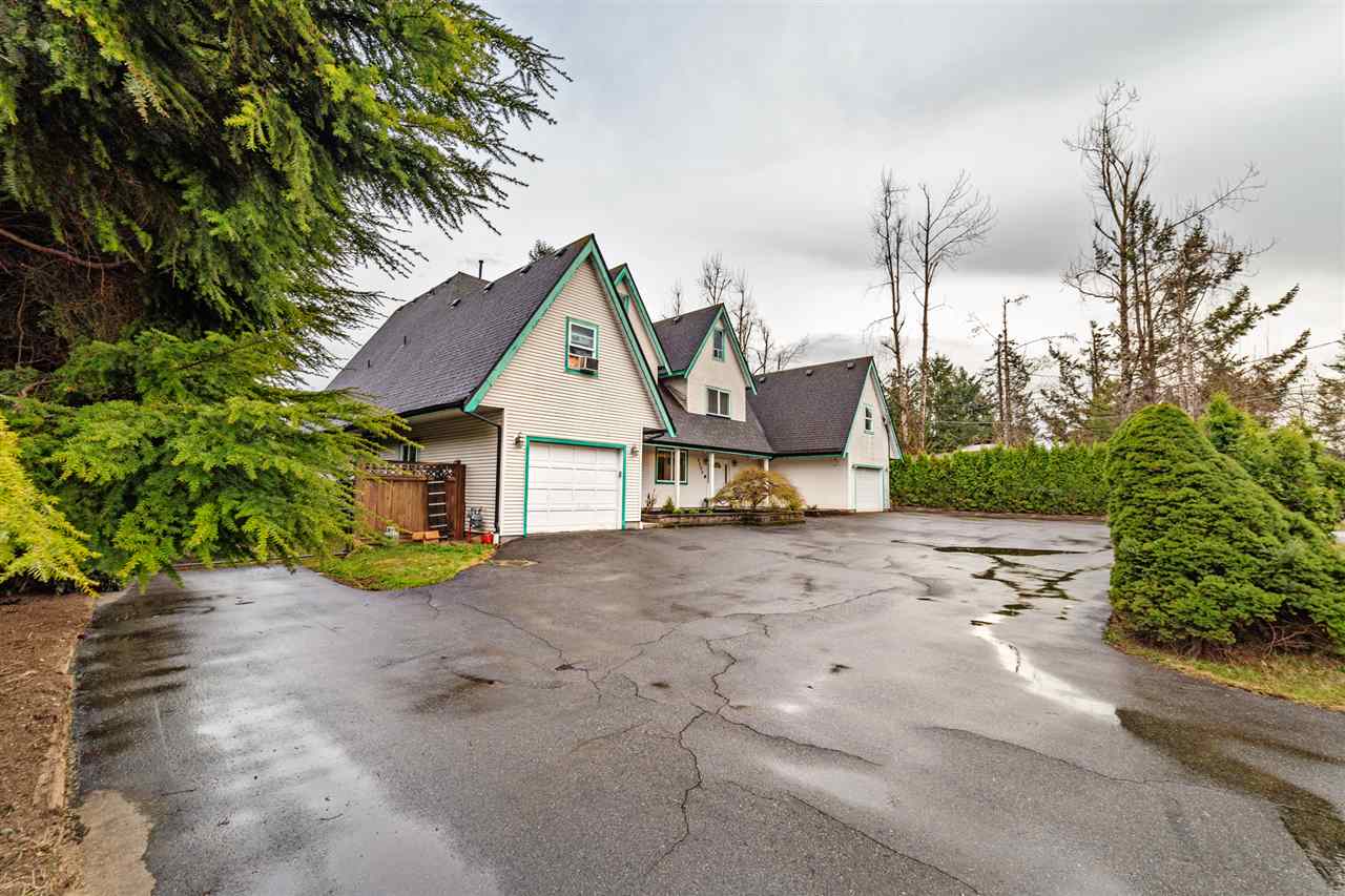 r2352449